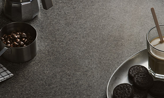 �n�C�O���[�i