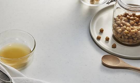 �j���[�O���[�i