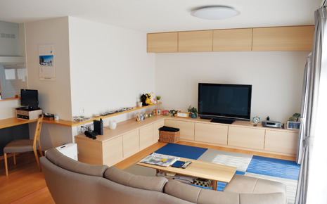 ���m������s N�l�@