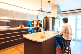 ���̃L�b�`���ƁA�Ǝ��������ŏ��̉�