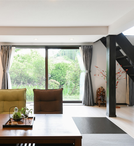 �o�X���[��