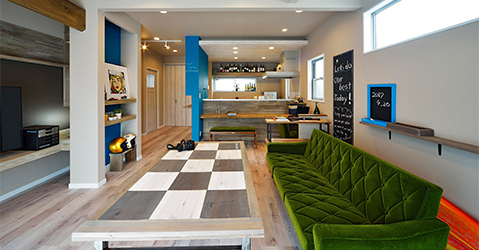 �\��L���ȃC���p�N�g�u���[