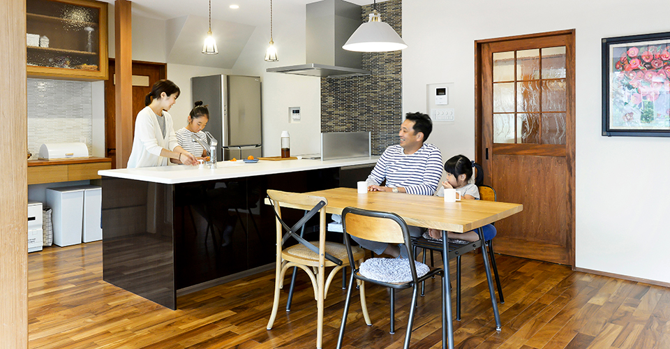 �T���̒c��񂪏[�����閾�邭�J���I��LDK