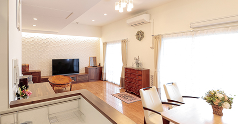 �L���������������r���O�ɒ���o�����L�b�`��