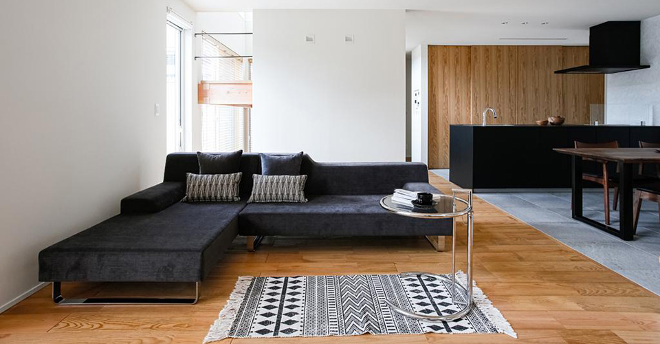 ���փz�[���ƘL�����g�������ƕ����m��